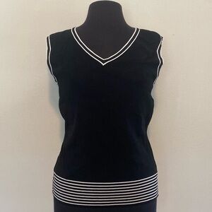 NWOT - George - Stretch V-Neck Sleeveless Shirt - Size XL